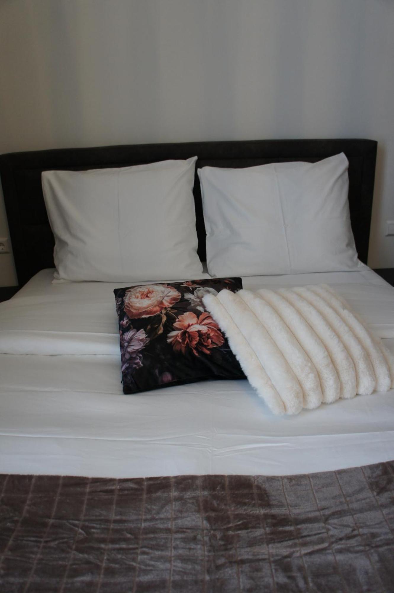 Hotel Inn Naeldwyk-Torenburg Налдвейк Екстериор снимка